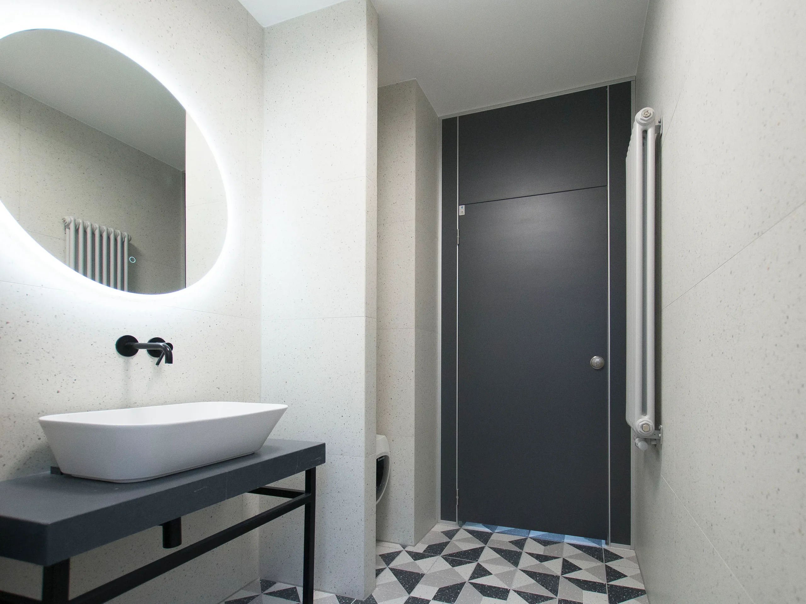 Sanitaire cabines van Alsanit
