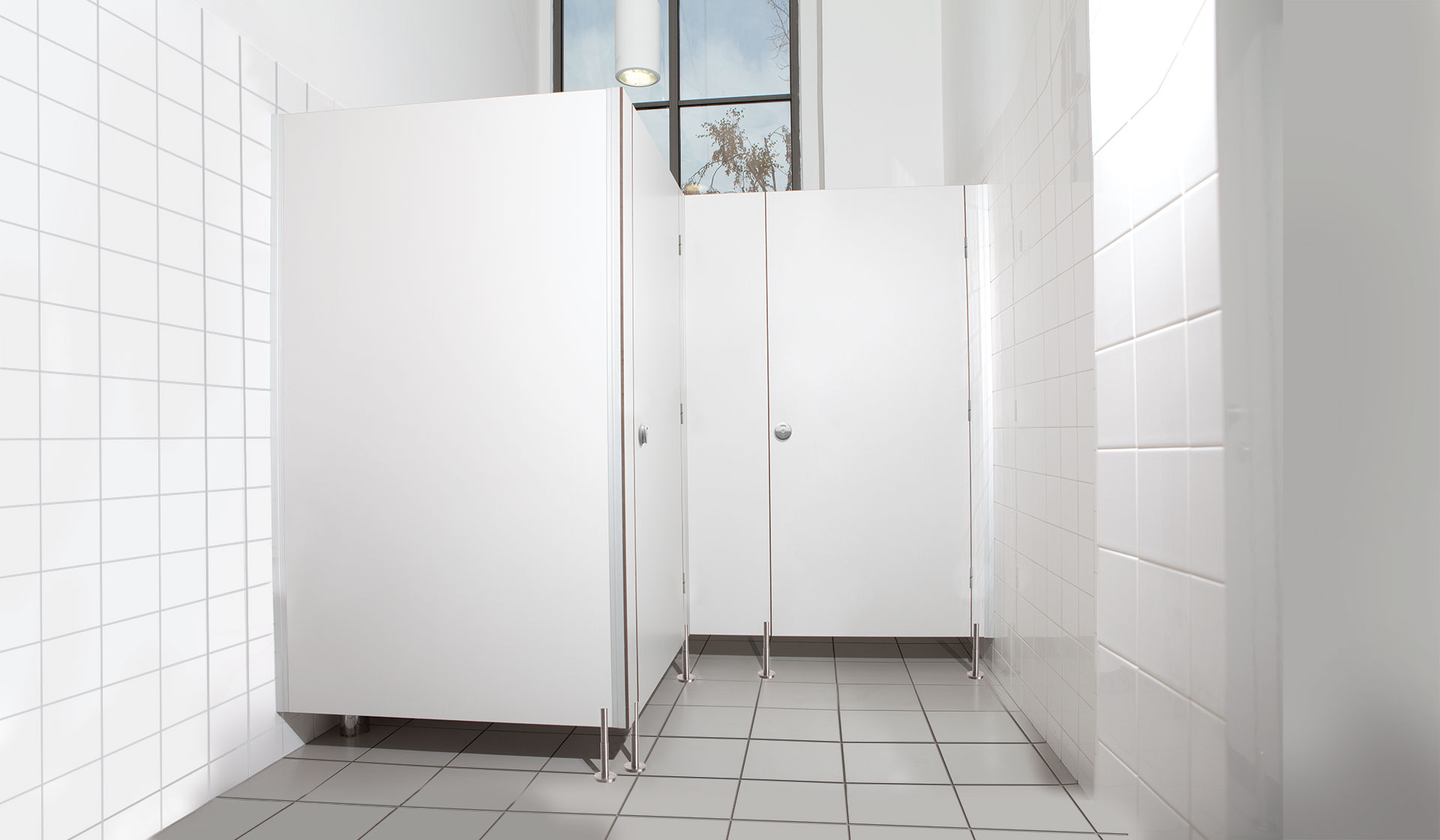 Persei WC-cabines met HPL-wanden